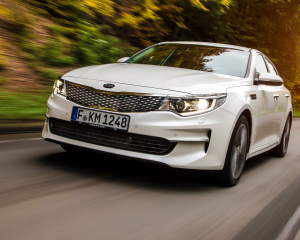 Kia_Optima_10_2015_7918
